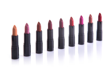 Obraz premium Row of trendy lipsticks