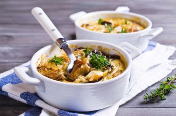 Scrambled eggs with mushrooms