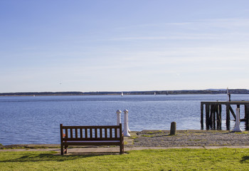 Bench located in front of the stuary of Tay River (Broughty Ferr