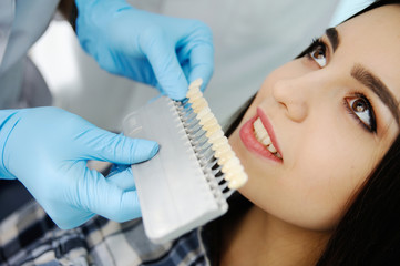 choose the color of the teeth