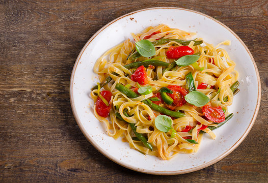 Tagliatelle pasta with vegetables