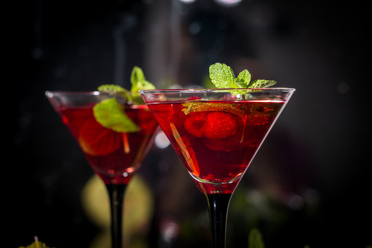  red alcohol raspberry cocktail
