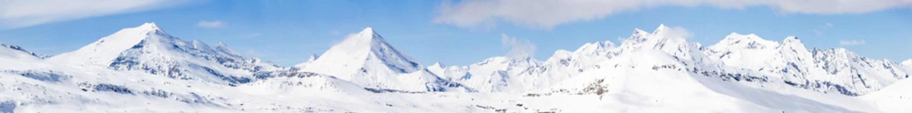 Fototapeta verschneite Berggipfel der Hohen Tauern