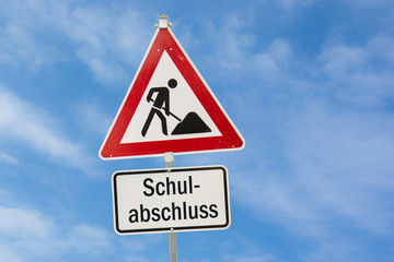 Schild 77 - Schulabschlus