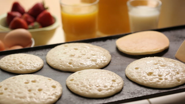 Cooking pancakes