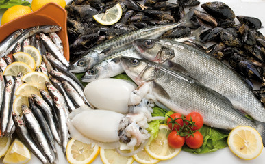 Food cousine fish composition, ingredient for eating