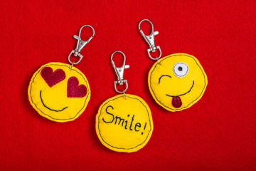 Yellow laughing happy smiley key rings - emoticons.