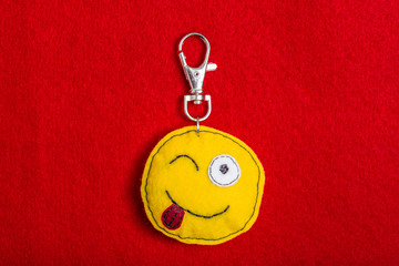 Yellow laughing happy smiley key ring - emoticon.