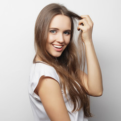 Obraz premium Young beautiful woman