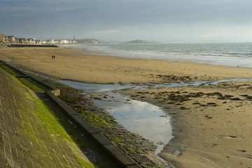 plage de Rochebonne au printemps