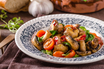 Warm mushroom salad with chilli