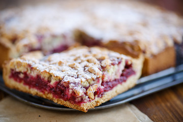 home sweet cake with jam 