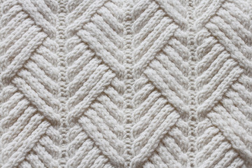 relief from the background yarns knitted knitting pattern