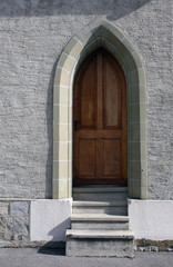 Boczne wejście do kaplicy