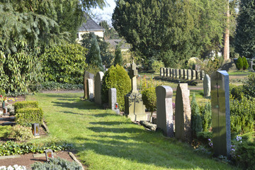 Grabsteine, Gräberfeld