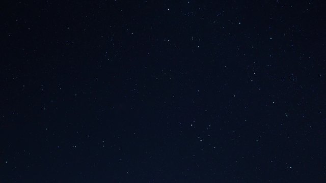 4K Winter Northern Sky Stars Timelapse with Clouds