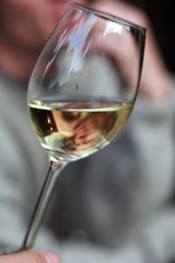 Kieliszek białego wina