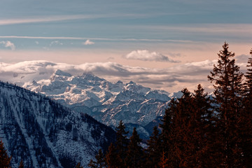 Dachstein panorama from Hoellengebirge