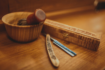 Shaving accessories on a luxury