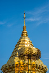 Naklejka premium Golden pagoda wat Phra That Doi Suthep chiangmai Thailand