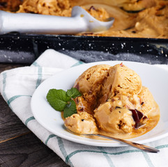 Homemade caramel toffee ice cream