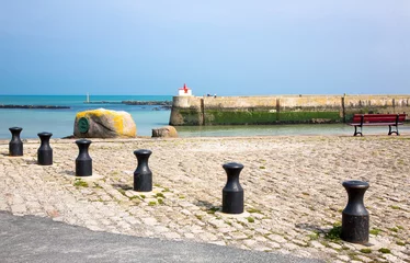 Cercles muraux Porte France, Normandy, Barfleur, the harbor of the village.