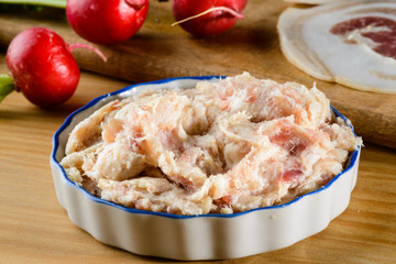 Battuto di pancetta, ripieno per tigelle emiliane, tipico italiano