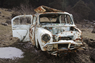 Старый автомобиль