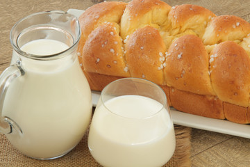 brioche tressée et lait 17032016