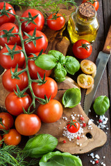 Cherry tomatoes, basil and olive oil