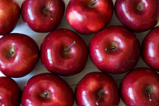Red delicious ripe apples