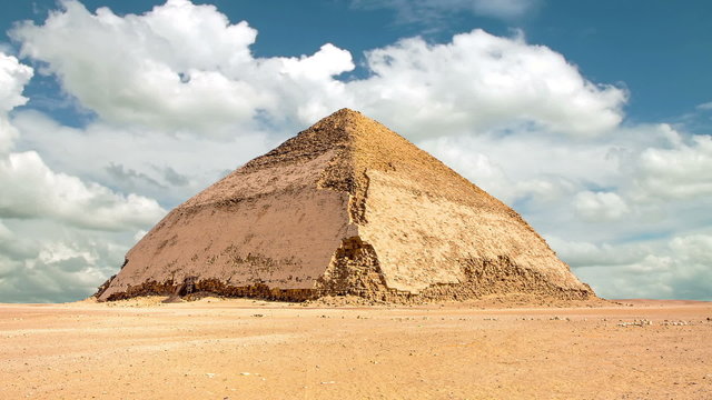 Timelapse of the Bent Pyramid in Dahshur, Egypt
