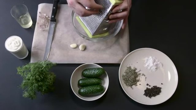 Cook Hands Rubbed Garlic Grater Gravy