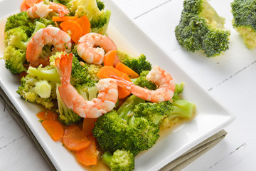 Fried broccoli with prawn