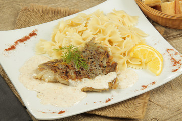 filet de lieu et farfalles 18032016