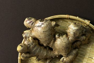 Raw ginger root