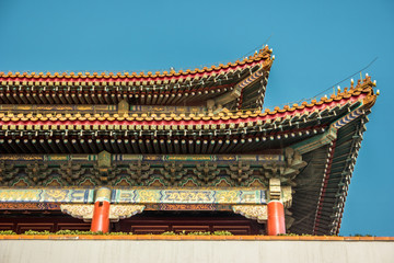 Obraz premium Gate of Heavenly Peace - entrance to the Palace Museum in Beijing. Inscription says - Long live the People's Republic of China! Long live the solidarity of the peoples of the world!