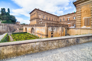 Fototapeta na wymiar Italian-style gardens in Florence