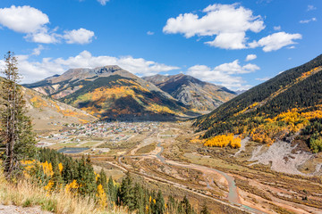 Fototapeta na wymiar Autumn in the Colorado Mountains