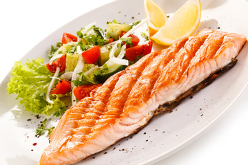 Grilled salmon steak and vegetables 