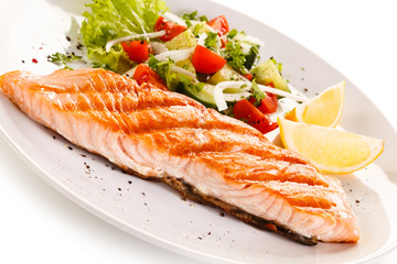 Grilled salmon steak and vegetables 