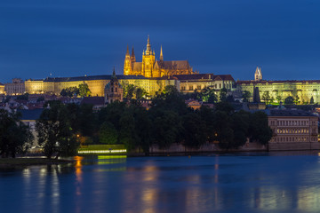 Fototapeta na wymiar Castle by night in Prague, Czech Republic