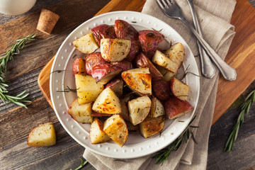Homemade Roasted Herb Red Potatoes © Brent Hofacker