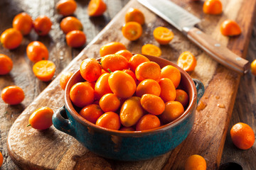 Raw Organic Orange Kumquats