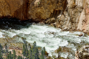 Yellowstone River flows into the Grand Canyon. Yellowstone Natio