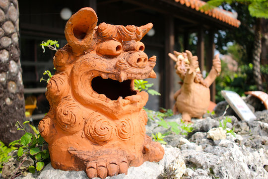 Fototapeta 沖縄のシーサー