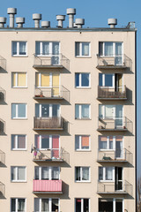 Obraz premium Throw on a block of flats