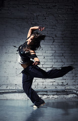  The dancer in motion 