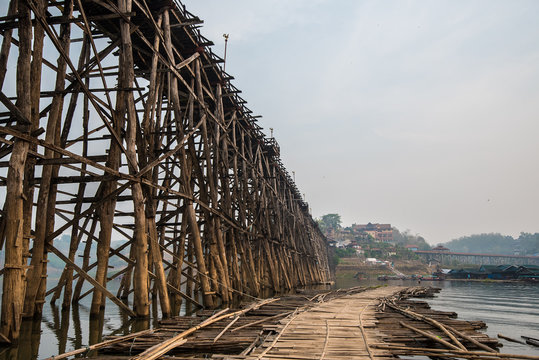 Wood structure of Mon Bridge's stanchion.