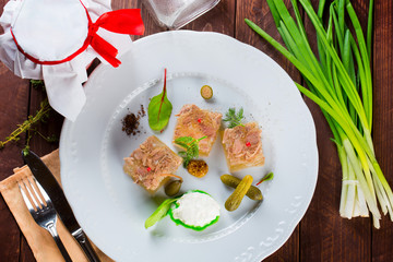 Jellied meat